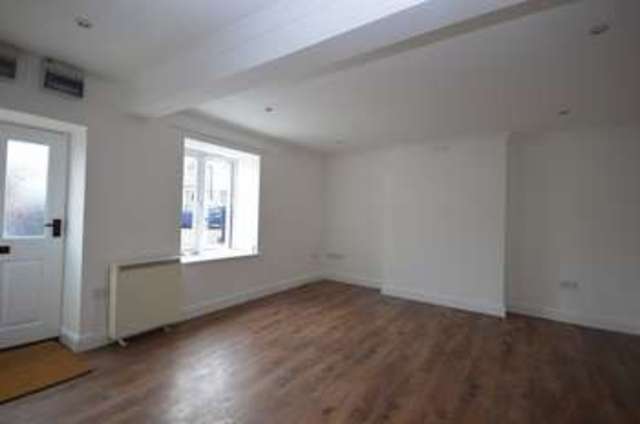  Image of 2 bedroom Cottage to rent in Coles Close Wincanton BA9 at Coles Close  Wincanton, BA9 9FJ