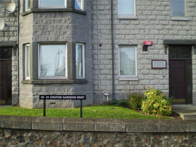  Image of 2 bedroom Flat to rent in Crathie Gardens West Aberdeen AB10 at City Centre Aberdeen Aberdeen, AB10 6BU
