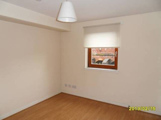  Image of 1 bedroom Flat to rent in Dalmarnock Drive Glasgow G40 at Bridgeton Glasgow Glasgow, G40 4LQ