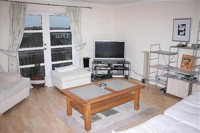  Image of 2 bedroom Flat to rent in Dee Street Aberdeen AB11 at City Centre Aberdeen Aberdeen, AB11 6AW
