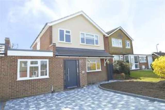  Image of 3 bedroom Detached house for sale in Derwent Drive Maidenhead SL6 at Maidenhead Berkshire Furze Platt, SL6 6LA
