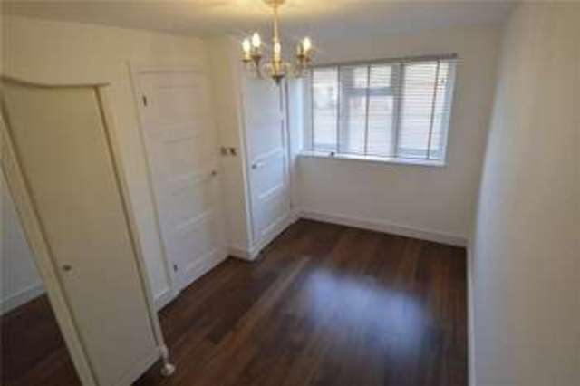  Image of 3 bedroom Detached house for sale in Derwent Drive Maidenhead SL6 at Maidenhead Berkshire Furze Platt, SL6 6LA