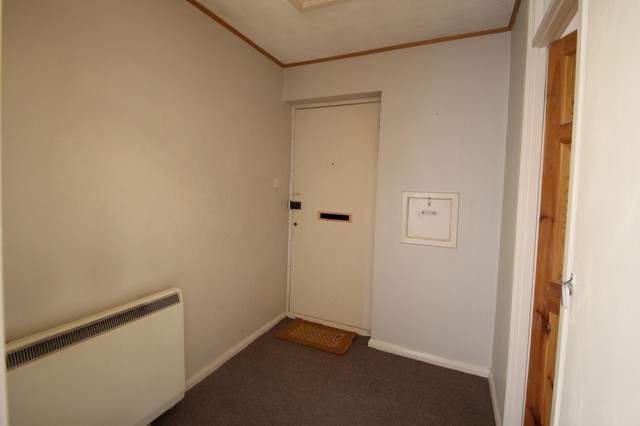  Image of 2 bedroom Flat to rent in Devonshire Avenue Sutton SM2 at Devonshire Avenue  Sutton, SM2 5JJ