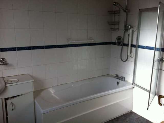  Image of 1 bedroom House Share to rent in Clarendon Road Manchester M16 at Clarendon Road  Whalley Range, M16 0EF