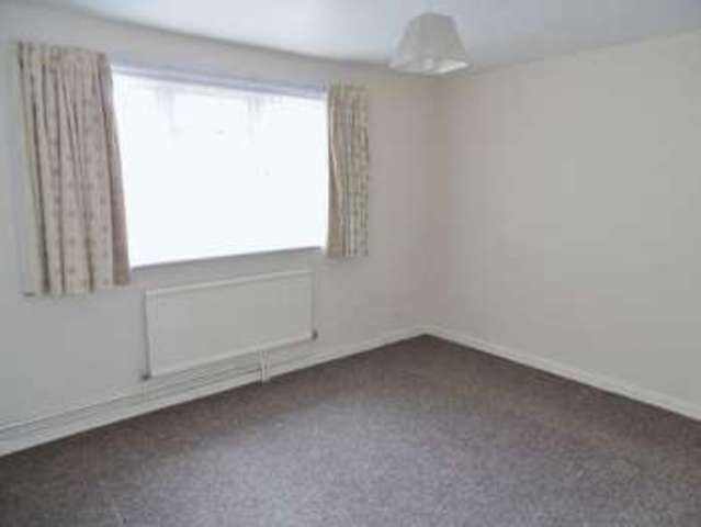  Image of 3 bedroom Semi-Detached house to rent in East Avenue Kenfig Hill Bridgend CF33 at East Avenue Kenfig Hill Bridgend, CF33 6NN