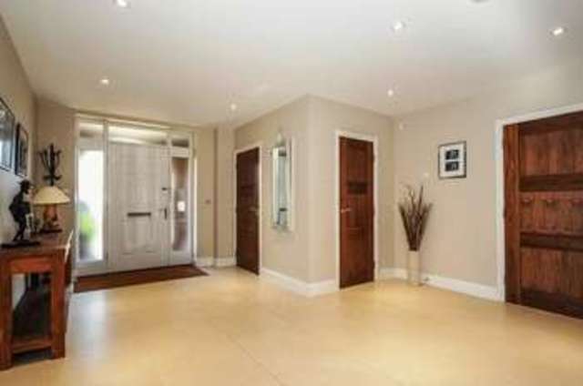  Image of 5 bedroom Detached house for sale in Egerton Close Bushey WD23 at Egerton Close  Bushey, WD23 1FQ