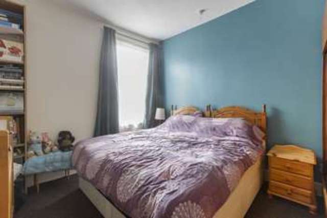  Image of 4 bedroom Terraced house for sale in Elvendon Road London N13 at Elvendon Road  London, N13 4SJ
