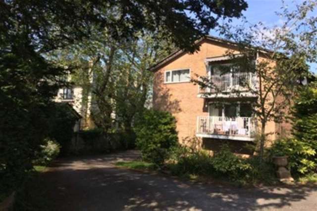  Image of 2 bedroom Flat to rent in Brook Lane Alderley Edge SK9 at Alderley Edge, SK9 7QG
