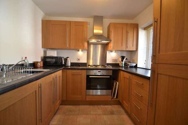  Image of 2 bedroom Detached house for sale in White Oaks Close Ferndown BH22 at Ferndown, BH22 9FF