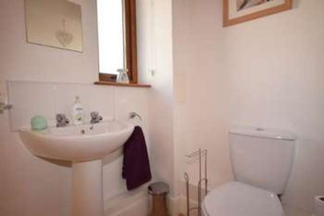  Image of 2 bedroom Flat for sale in Finglen Crescent Tullibody Alloa FK10 at Finglen Crescent Tullibody Alloa, FK10 3GJ
