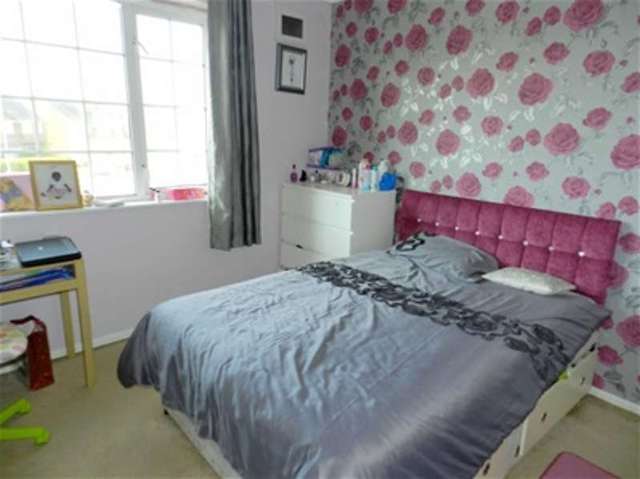  Image of 3 bedroom Semi-Detached house to rent in Fisher Road Bloxwich Walsall WS3 at Bloxwich, WS3 2TA