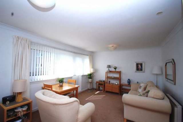  Image of Flat for sale in Lora Drive Glasgow G52 at Lora Drive  Bellahouston, G52 1HA