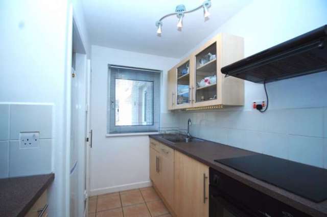  Image of Flat for sale in Lora Drive Glasgow G52 at Lora Drive  Bellahouston, G52 1HA