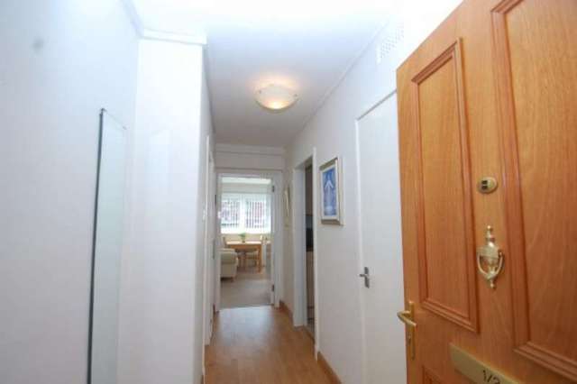  Image of Flat for sale in Lora Drive Glasgow G52 at Lora Drive  Bellahouston, G52 1HA