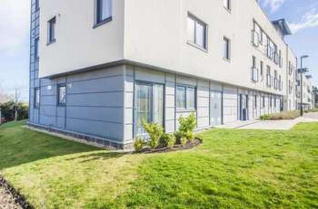  Image of 1 bedroom Flat for sale in Burnbrae Drive East Craigs Edinburgh EH12 at Burnbrae Drive East Craigs Edinburgh, EH12 8AS
