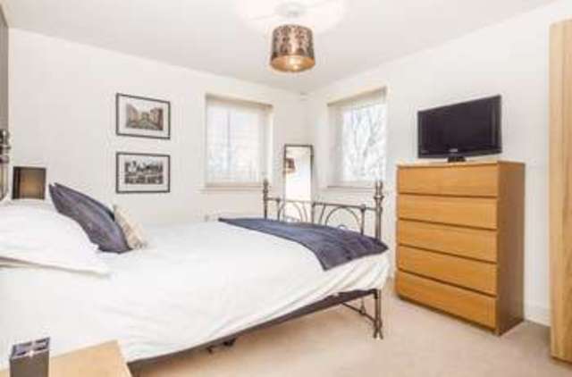  Image of 1 bedroom Flat for sale in Burnbrae Drive East Craigs Edinburgh EH12 at Burnbrae Drive East Craigs Edinburgh, EH12 8AS