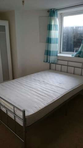  Image of 4 bedroom Flat to rent in Withington Road Whalley Range Manchester M16 at Withington Road  Whalley Range, M16 7EX