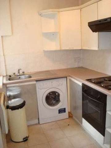  Image of 1 bedroom Flat for sale in Forth Avenue Kirkcaldy KY2 at Forth Avenue  Kirkcaldy, KY2 5PR
