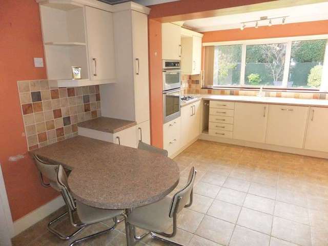  Image of 3 bedroom Detached house for sale in Fowgay Drive Shirley Solihull B91 at Fowgay Drive  Solihull, B91 3PH