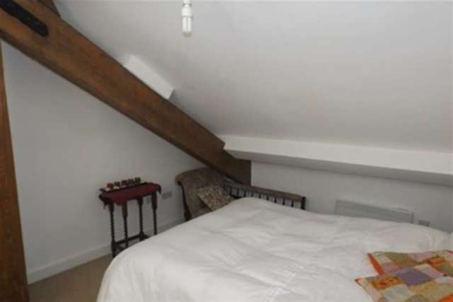  Image of 3 bedroom Flat to rent in Albion Street Beeston Nottingham NG9 at Nottingham, NG9 2UZ