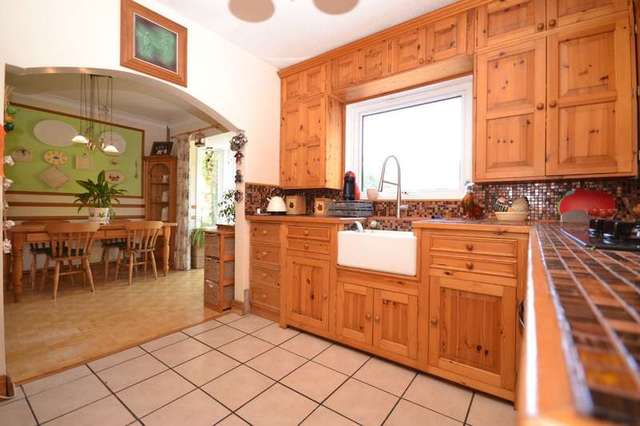  Image of 3 bedroom Detached house for sale in Upper Princes Road Freshwater PO40 at Freshwater Isle Of Wight, PO40 9EE