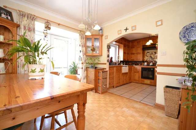  Image of 3 bedroom Detached house for sale in Upper Princes Road Freshwater PO40 at Freshwater Isle Of Wight, PO40 9EE