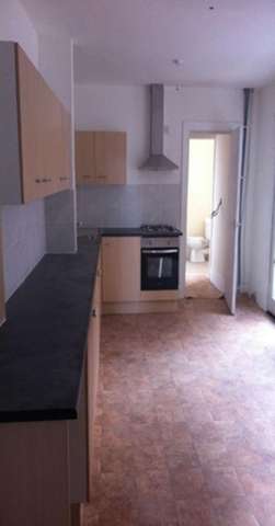  Image of 1 bedroom House Share to rent in Hamilton Road Longsight Manchester M13 at Hamilton Road  Longsight, M13 0PB