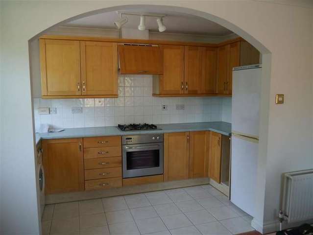  Image of 2 bedroom Flat to rent in Westcote Road Reading RG30 at Westcote Road  Reading, RG30 2HD