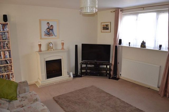  Image of 3 bedroom Semi-Detached house for sale in Gleneagles Crescent New Holland Barrow-upon-Humber DN19 at Gleneagles Crescent  New Holland, DN19 7TL