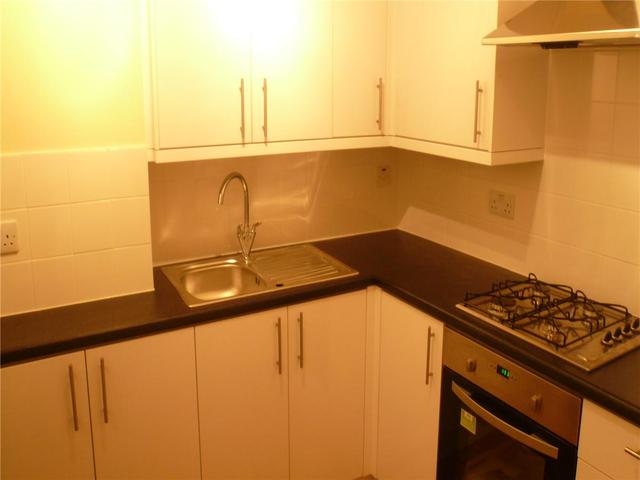  Image of 2 bedroom Flat to rent in Great Junction Street Edinburgh EH6 at Leith Edinburgh Edinburgh, EH6 5LQ
