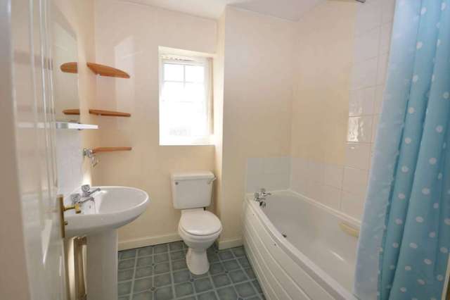  Image of 3 bedroom End of Terrace to rent in Greenhaven Drive London SE28 at Greenhaven Drive Thamesmead London, SE28 8FY
