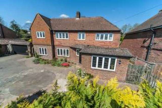  Image of 4 bedroom Detached house for sale in Hadlow Road Tonbridge TN9 at Hadlow Road  Tonbridge, TN9 1QE