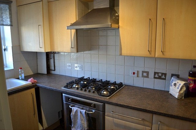 Image of 2 bedroom Terraced house to rent in Hampstead Gardens Chadwell Heath Romford RM6 at Hampstand Gardens  Chadwell Heath, RM6 4FE