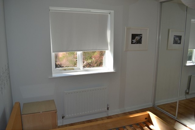  Image of 2 bedroom Terraced house to rent in Hampstead Gardens Chadwell Heath Romford RM6 at Hampstand Gardens  Chadwell Heath, RM6 4FE