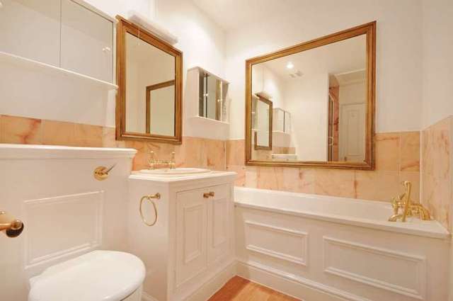  Image of 4 bedroom Apartment to rent in Fitzjohns Avenue London NW3 at Fitzjohn`s Avenue Hampstead London, NW3 6PH
