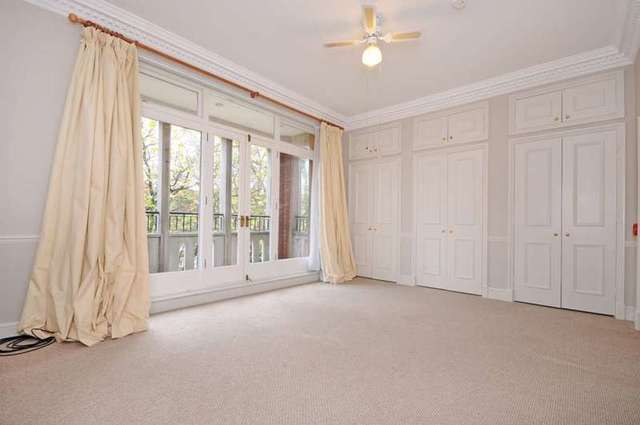  Image of 4 bedroom Apartment to rent in Fitzjohns Avenue London NW3 at Fitzjohn`s Avenue Hampstead London, NW3 6PH