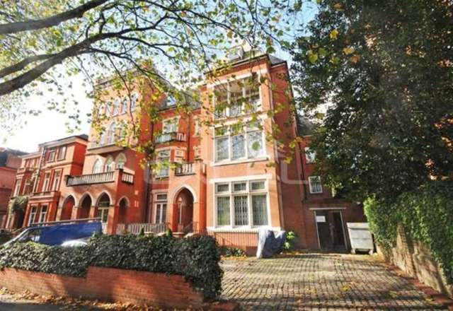  Image of 4 bedroom Apartment to rent in Fitzjohns Avenue London NW3 at Fitzjohn`s Avenue Hampstead London, NW3 6PH