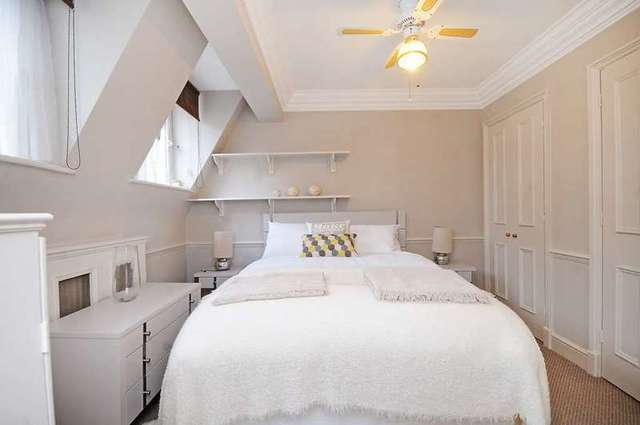 Image of 2 bedroom Apartment to rent in Fitzjohns Avenue London NW3 at Fitzjohn`s Avenue Hampstead London, NW3 6PH