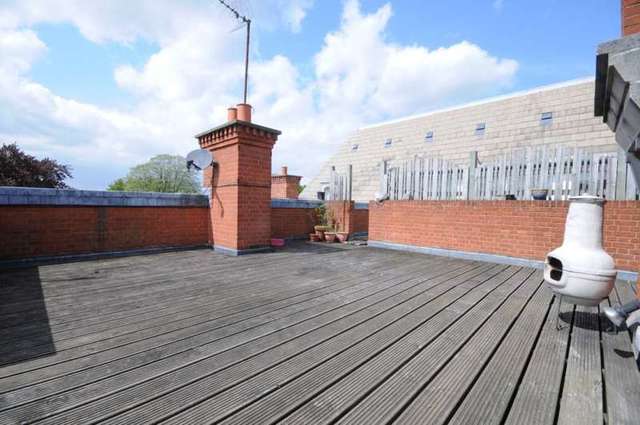  Image of 2 bedroom Apartment to rent in Fitzjohns Avenue London NW3 at Fitzjohn`s Avenue Hampstead London, NW3 6PH