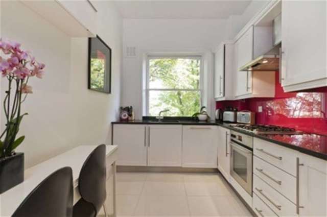  Image of 2 bedroom Flat to rent in Harley Road London NW3 at London, NW3 3BY