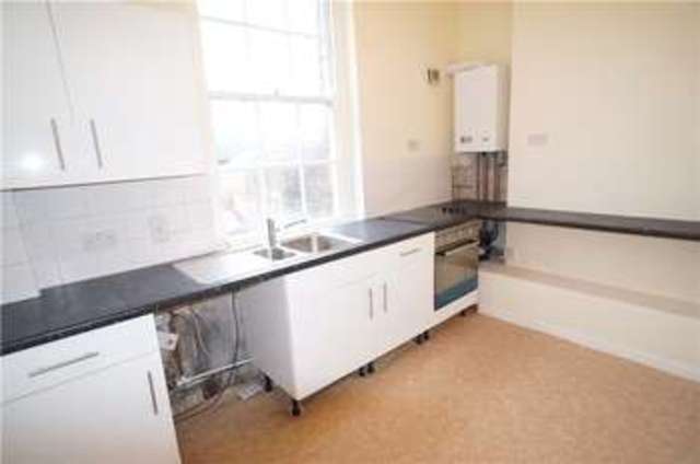  Image of 1 bedroom Flat to rent in Harmer Street Gravesend DA12 at Gravesend Kent Gravesend, DA12 2AX