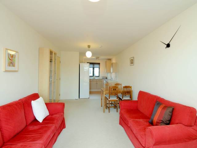  Image of 2 bedroom Flat to rent in Harvesters Place Edinburgh EH14 at Wester Hailes Edinburgh Edinburgh, EH14 3JL