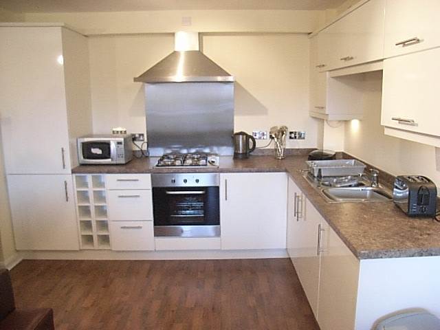  Image of 2 bedroom Flat to rent in Hawkhill Close Edinburgh EH7 at Lochend Edinburgh Edinburgh, EH7 6FG