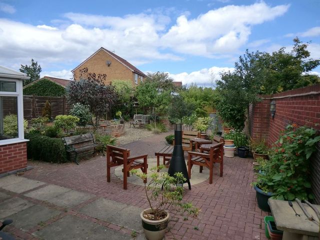  Image of 4 bedroom Detached house for sale in Haydock Close Branston Burton-on-Trent DE14 at Haydock Close Branston Burton-On-Trent, DE14 3GW