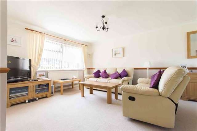  Image of 3 bedroom Semi-Detached house for sale in Headlands Fenstanton Huntingdon PE28 at Fenstanton, PE28 9LW