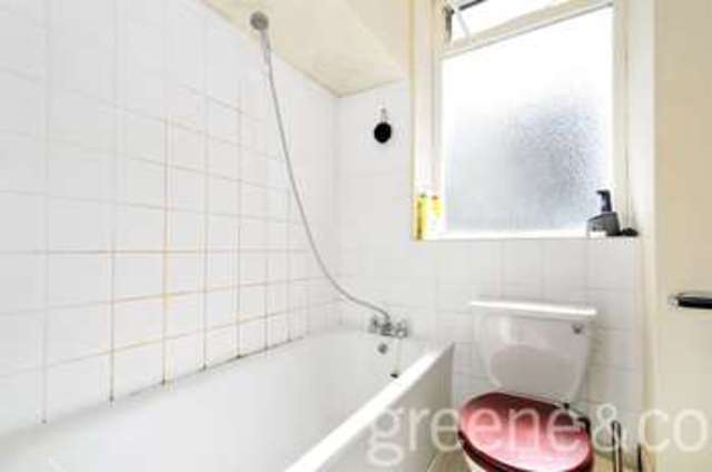  Image of 1 bedroom Flat to rent in Hemstal Road London NW6 at West Hampstead London West Hampstead, NW6 2AB
