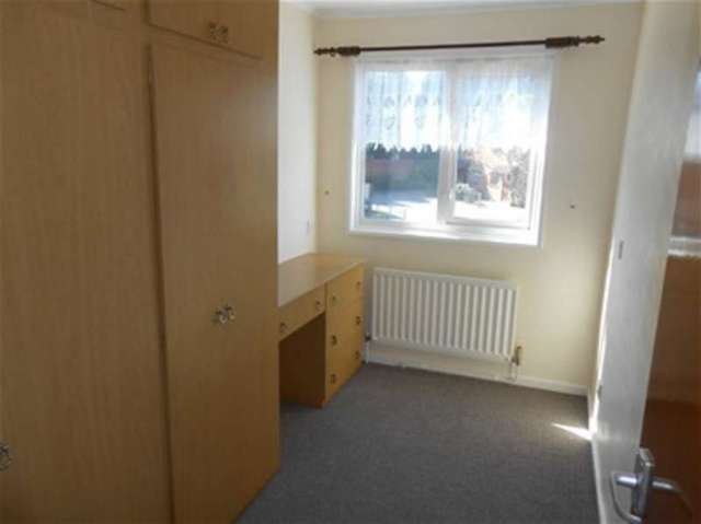  Image of 3 bedroom Terraced house to rent in High Street Bloxwich Walsall WS3 at Bloxwich, WS3 2DF