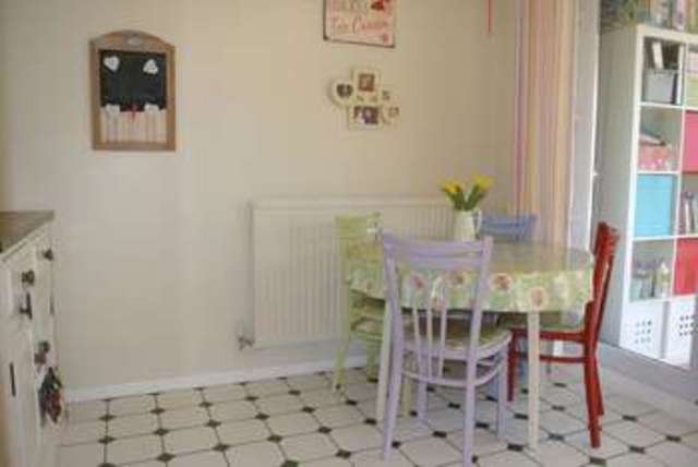  Image of 3 bedroom Semi-Detached house for sale in Holly Close Grantham NG31 at Holly Close  Grantham, NG31 7GU
