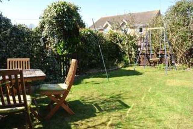  Image of 3 bedroom Semi-Detached house for sale in Holly Close Grantham NG31 at Holly Close  Grantham, NG31 7GU
