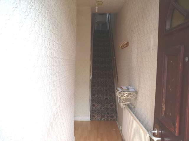  Image of 2 bedroom Terraced house to rent in Horton Road Fallowfield Manchester M14 at Horton Road Fallowfield Manchester, M14 7GD
